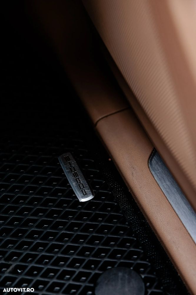 Porsche Cayenne Coupe Tiptronic S - 25