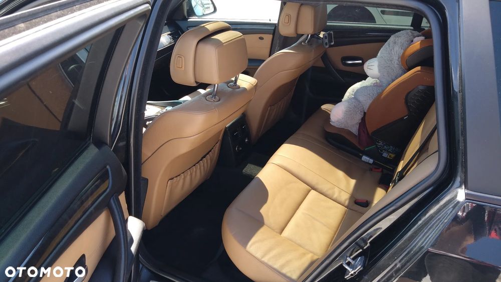 BMW Seria 5 - 10