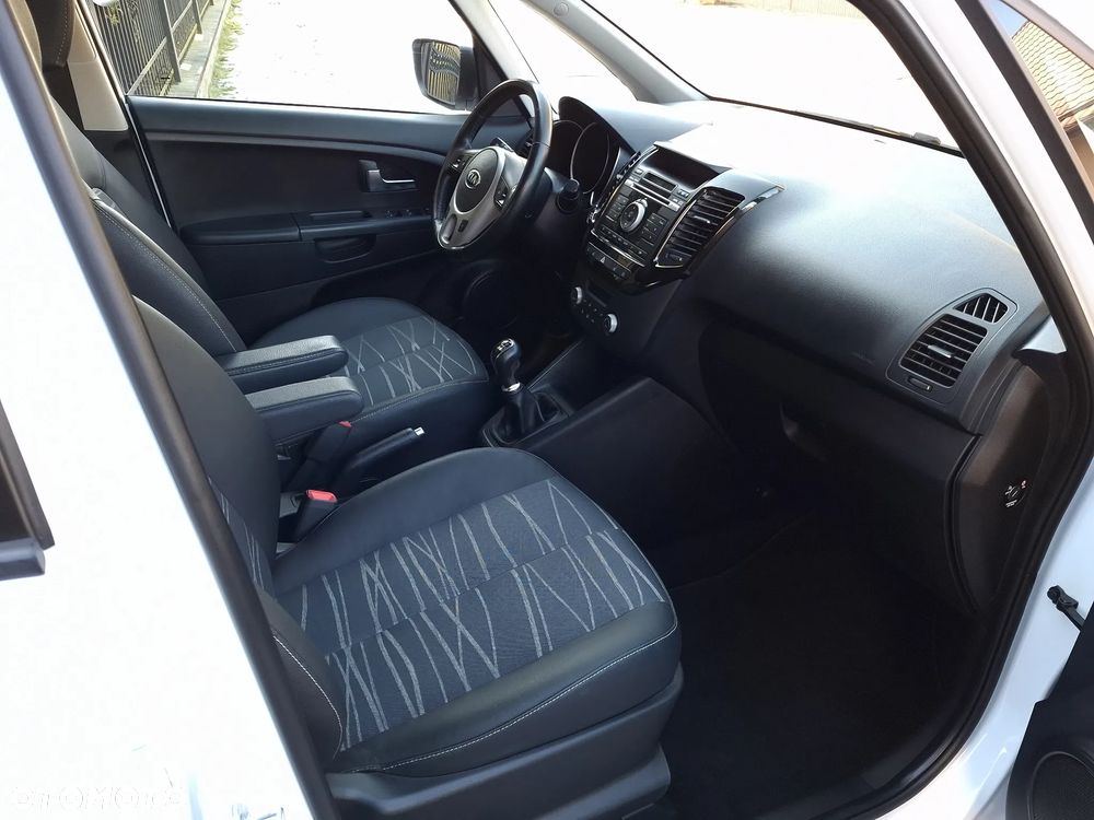 Kia Venga 1.6 CVVT Dream-Team Edition - 6