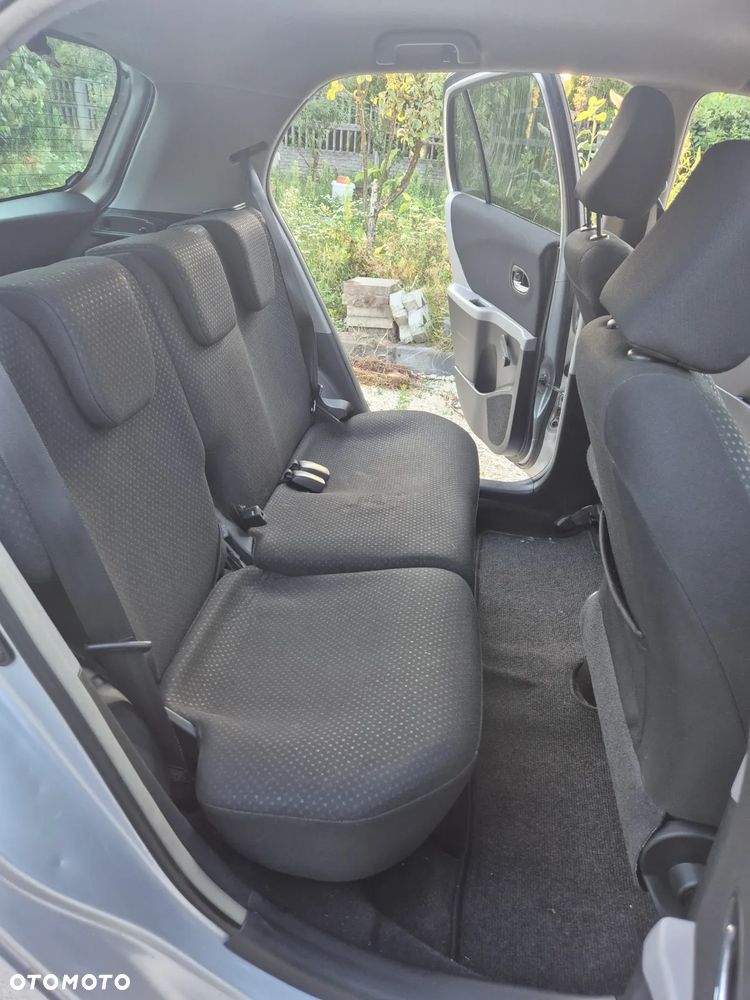 Toyota Yaris 1.33 VVT-i Comfort - 9