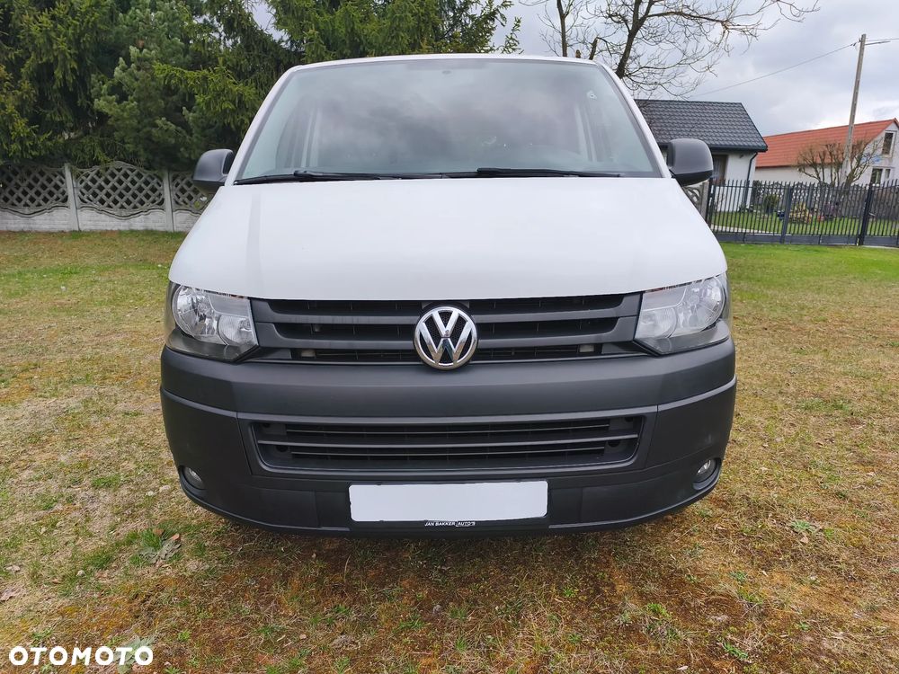 Volkswagen Transporter - 2