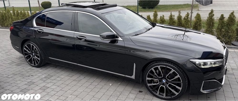 BMW Seria 7 740Li - 5