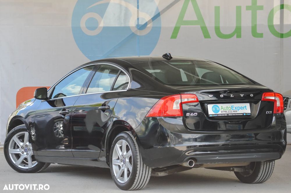 Volvo S60 D3 Geartronic Momentum - 16