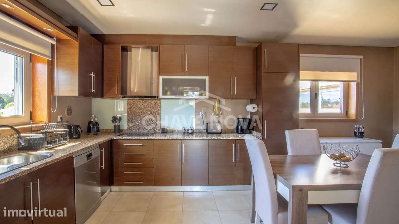Moradia T3 C/Garagem e Jardim - Próxima à Praia Fluvial da Mâmoa CO - Grande imagem: 5/22