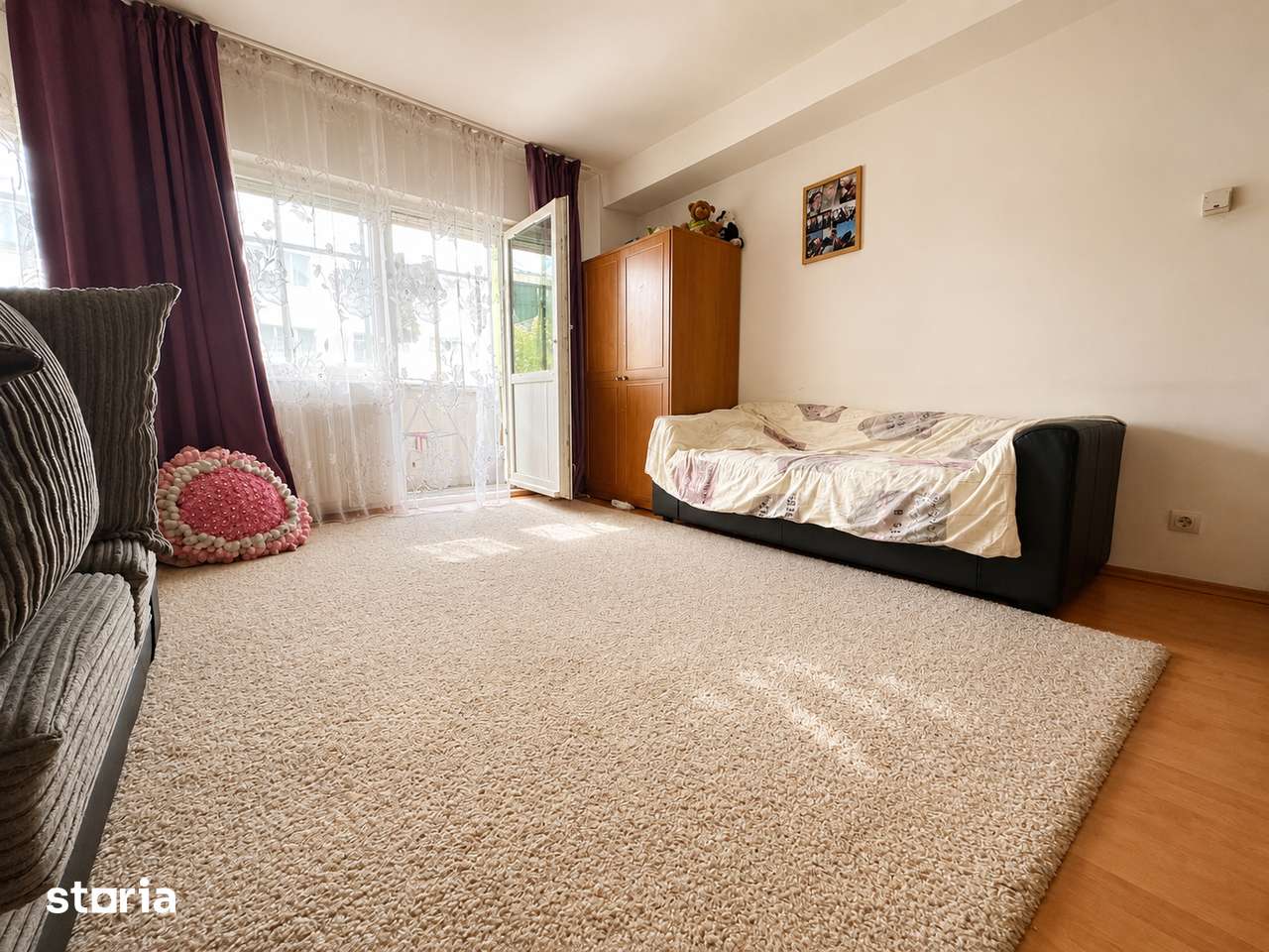 Apartament decomandat, 3 camere, 2 bai, 2 balcoane, spatios, zona Noua — fotografia 2