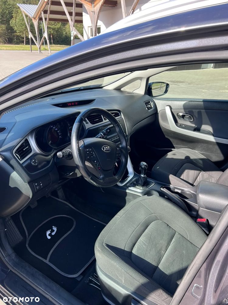 Kia Ceed 1.6 CRDi 115 Edition 7 - 9