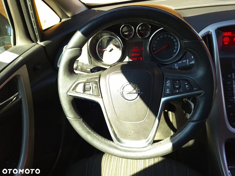 Opel Astra 1.4 Turbo Design Edition - 21