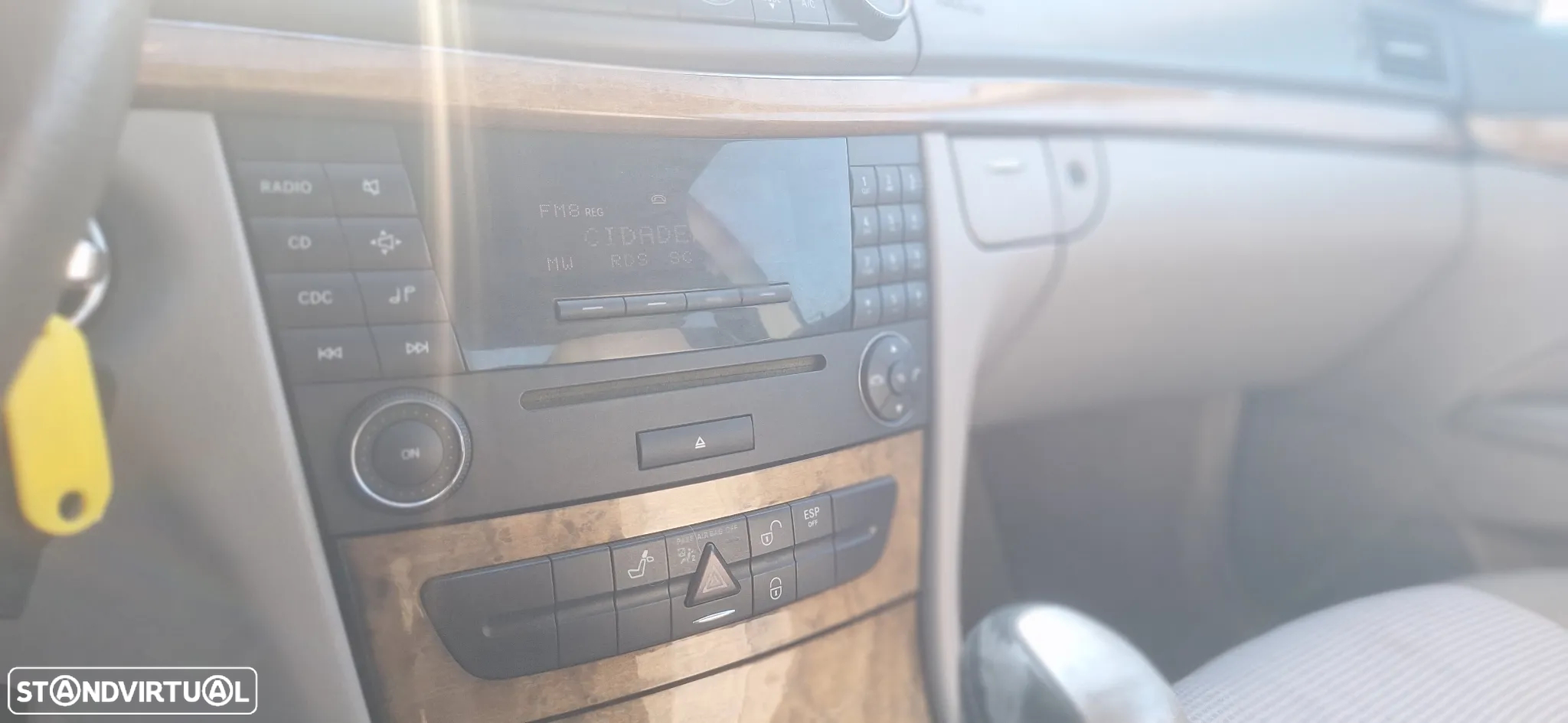 Mercedes-Benz E 220 CDi Avantgarde - 26
