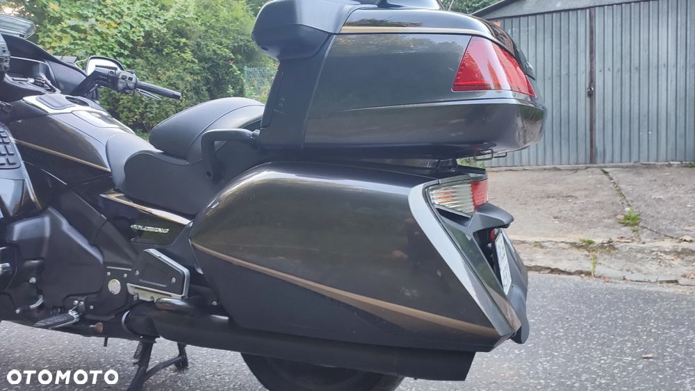 Honda GL - 7
