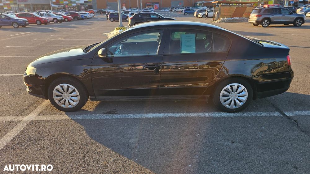 Volkswagen Passat 1.9TDI Comfortline - 4