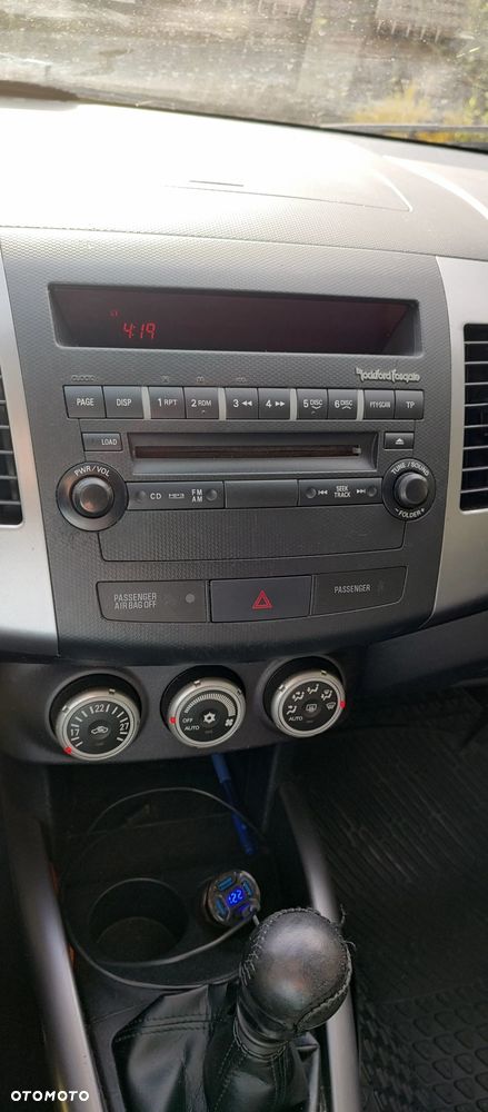 Mitsubishi Outlander 2.2 DI-D 4WD Invite - 22