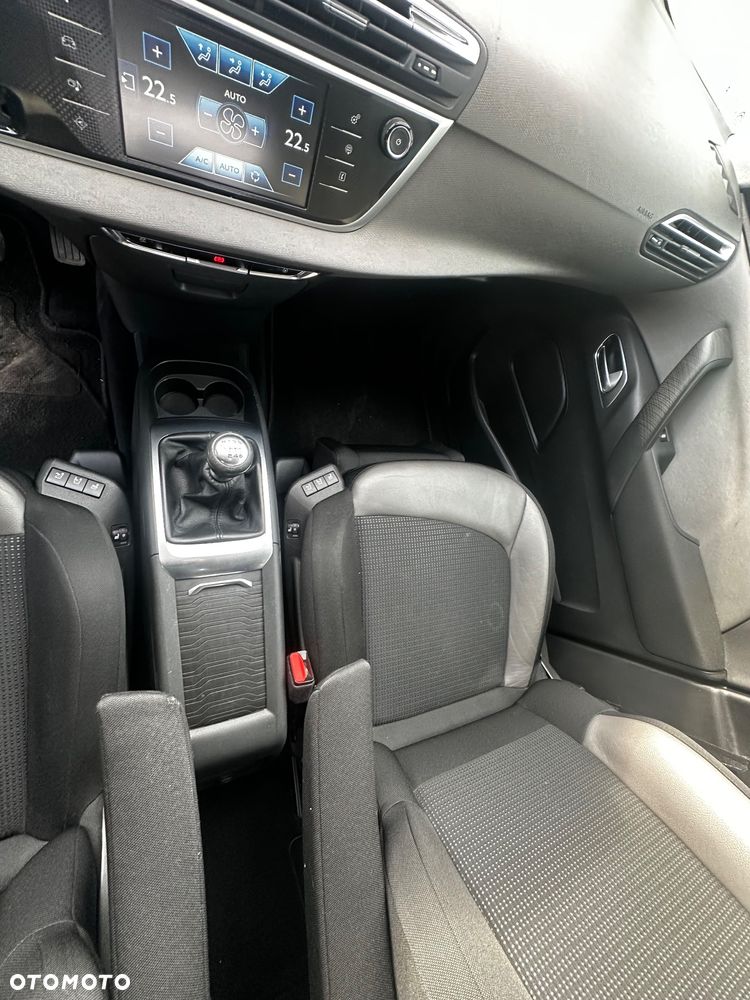 Citroën C4 Grand Picasso 1.6 THP Exclusive - 22