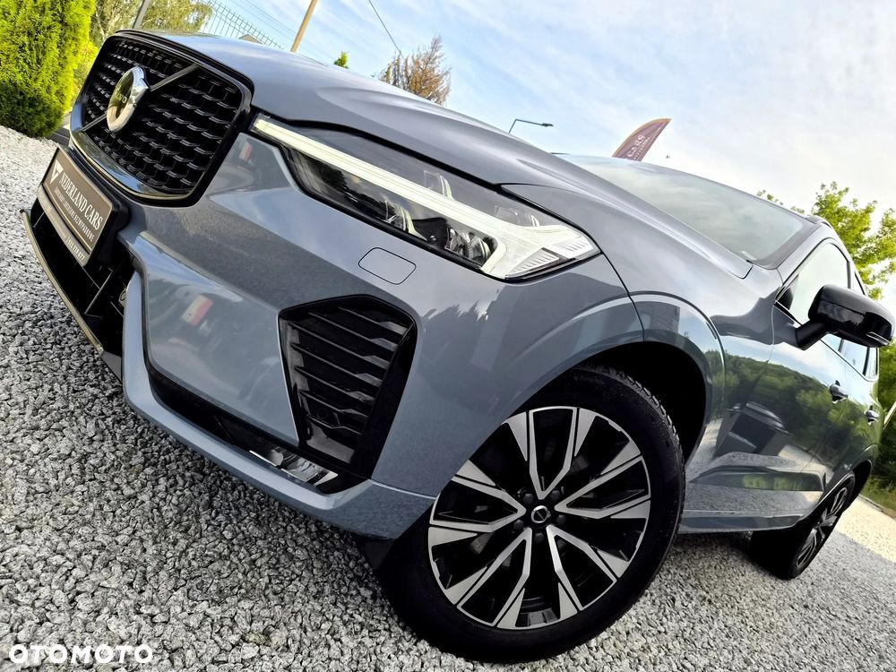 Volvo XC 60 B4 D AWD Plus Dark - 35