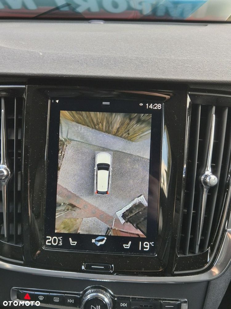 Volvo V90 - 17
