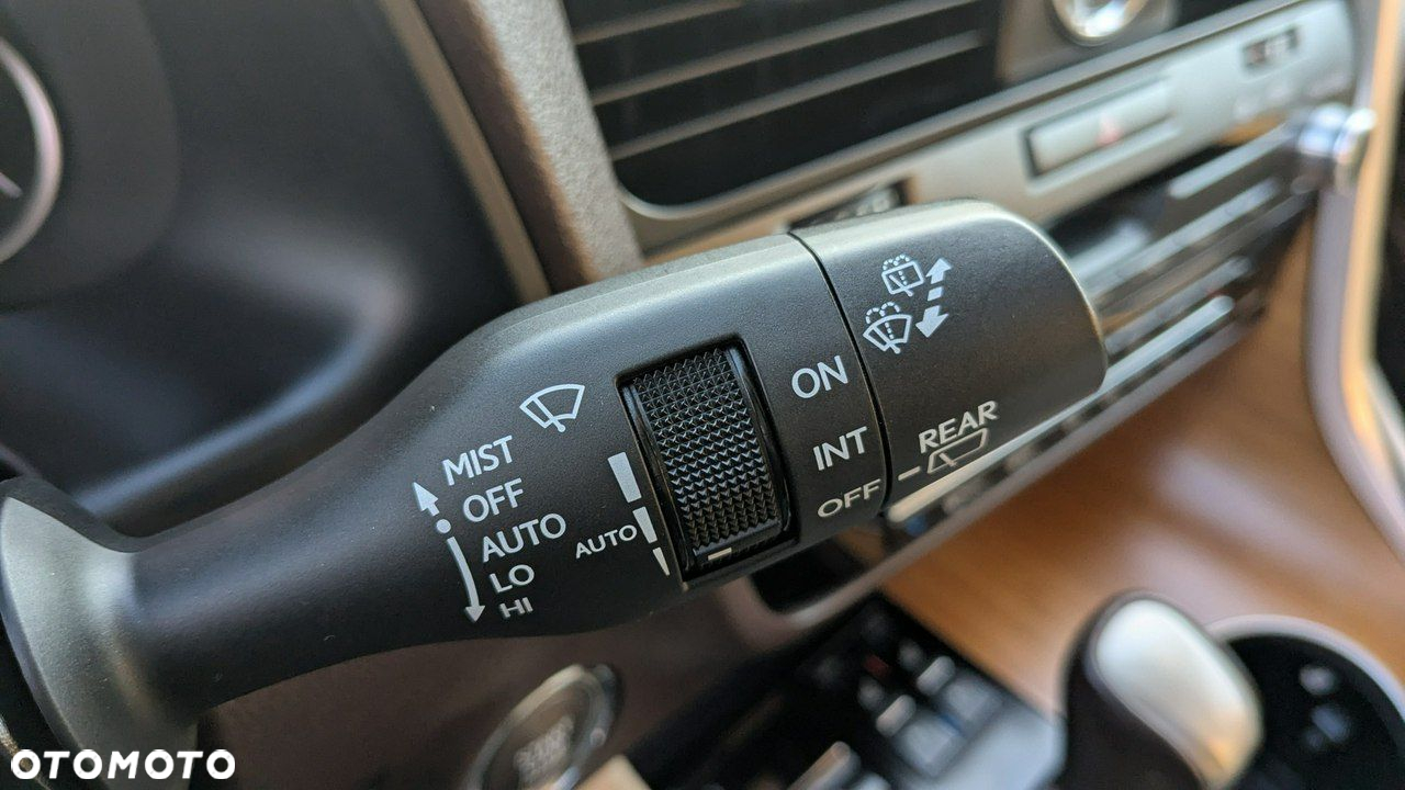 Lexus RX - 28