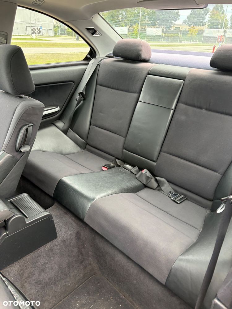 BMW Seria 3 323i - 3