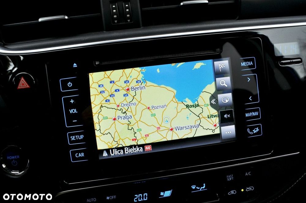 Toyota Auris - 29