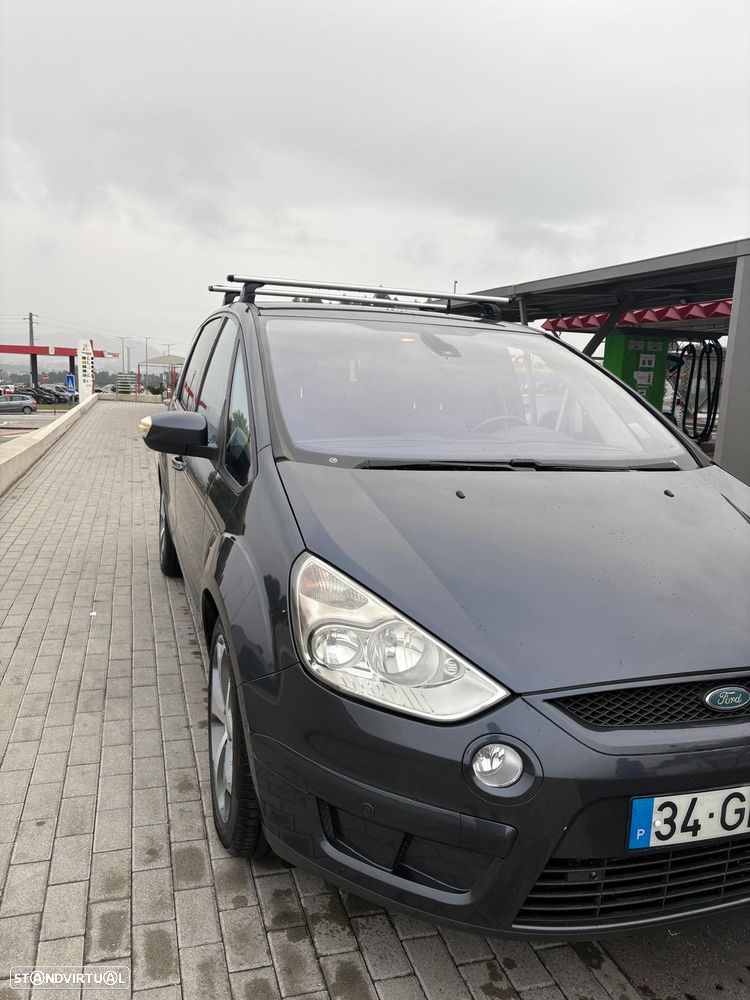 Ford S-Max 2.0 TDCi Titanium 7L - 2
