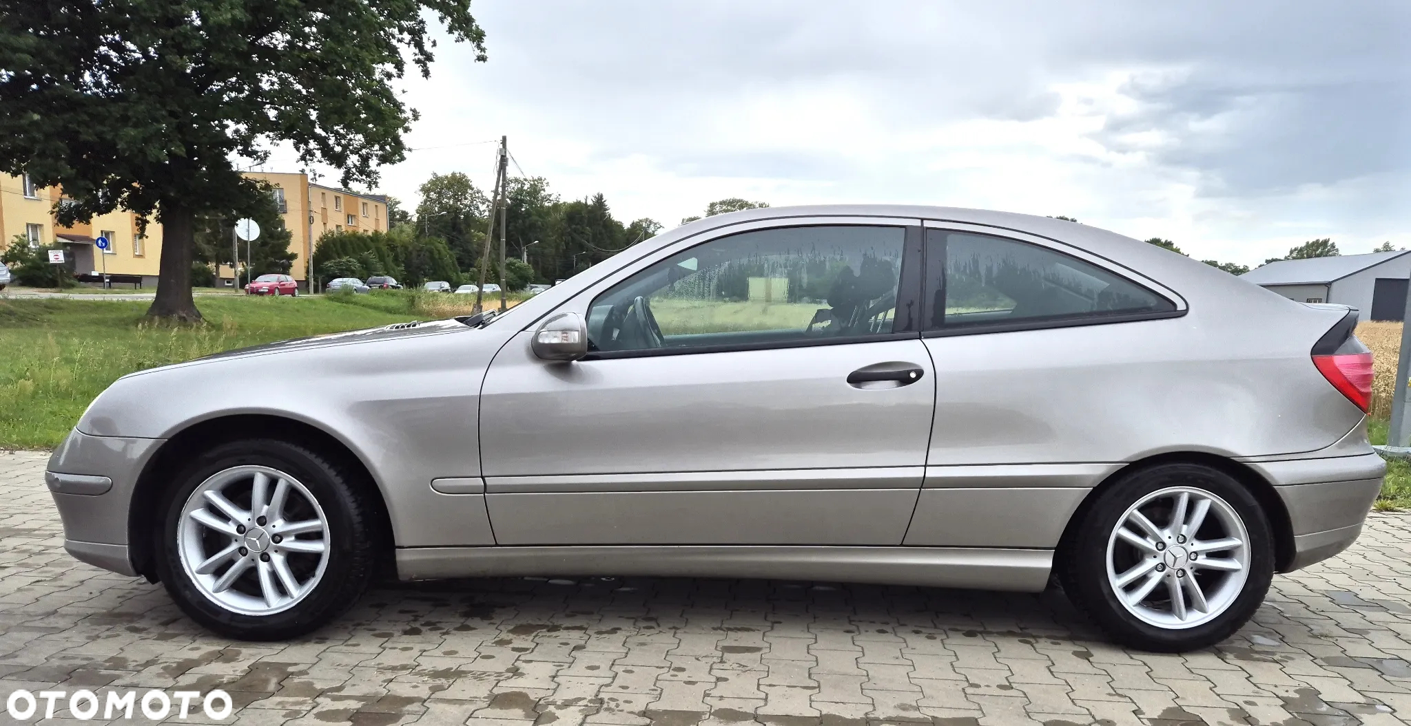 Mercedes-Benz Klasa C 200 Kompressor Sportcoupe - 3