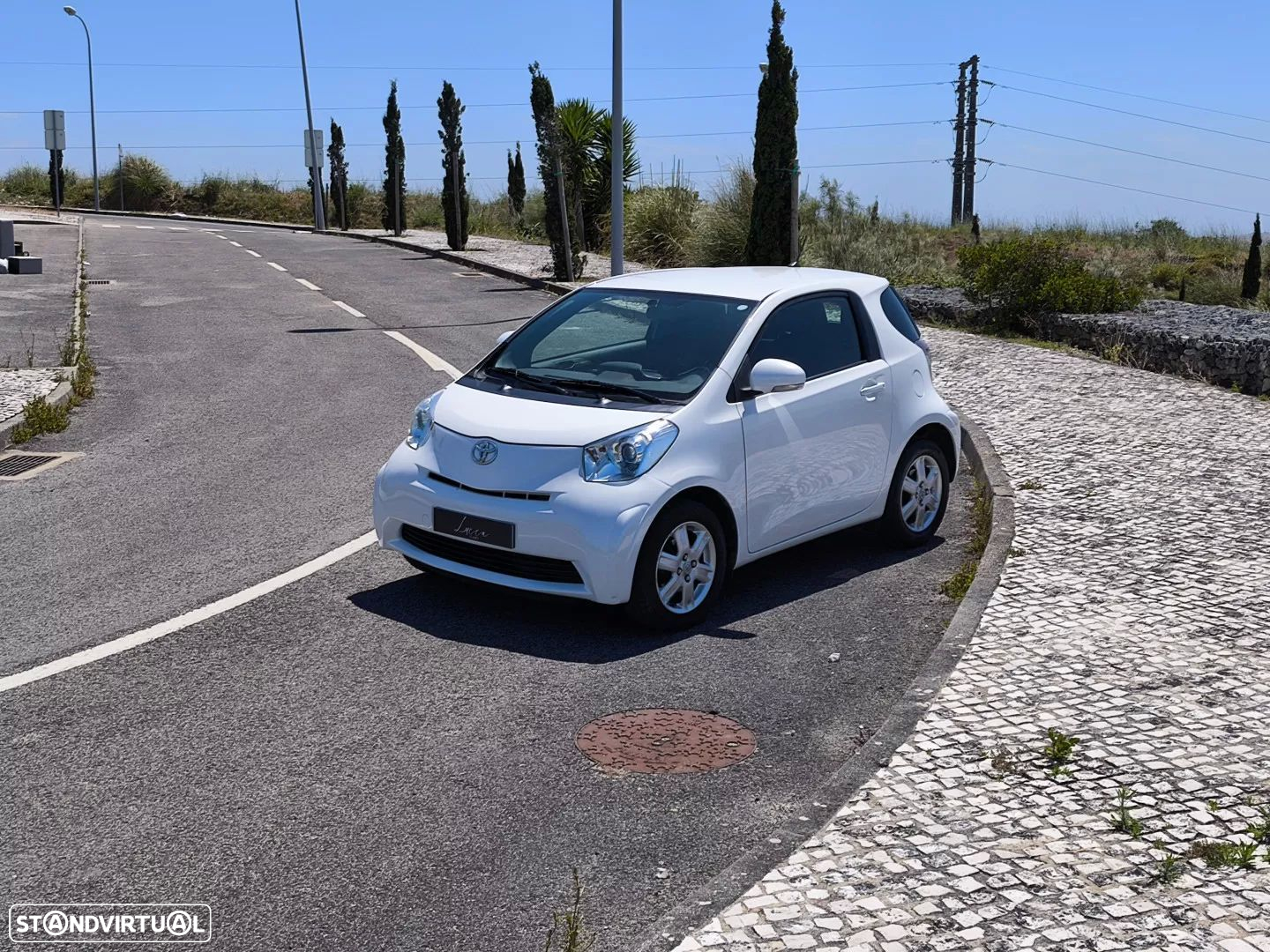 Toyota iQ 1.0 VVT-i - 24
