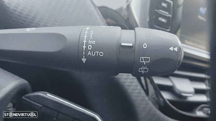 Peugeot 208 1.2 PureTech Signature - 26