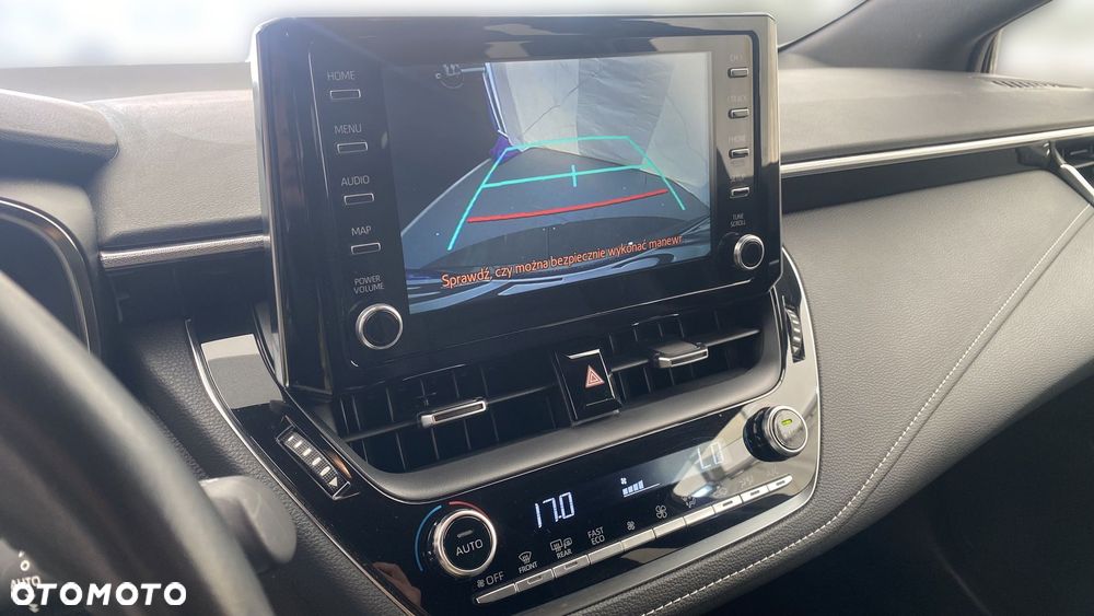 Toyota Corolla 2.0 Hybrid Comfort - 19