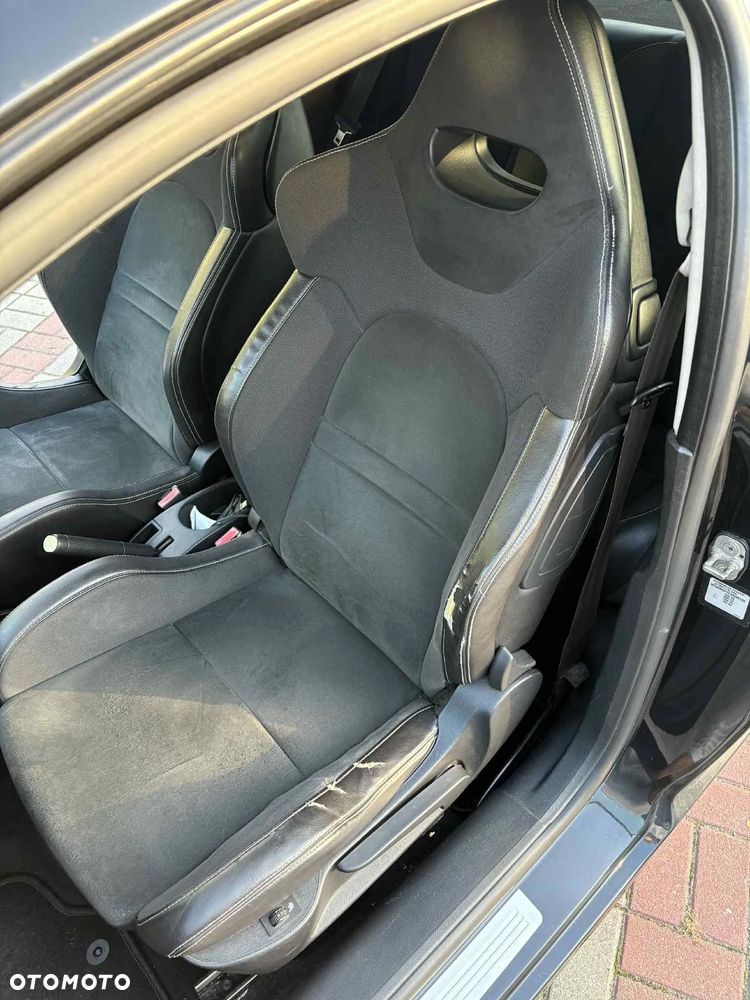 Peugeot 207 RC - 13