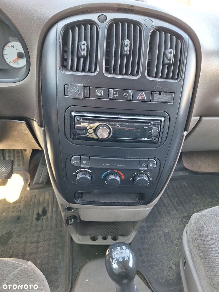 Chrysler Voyager - 7