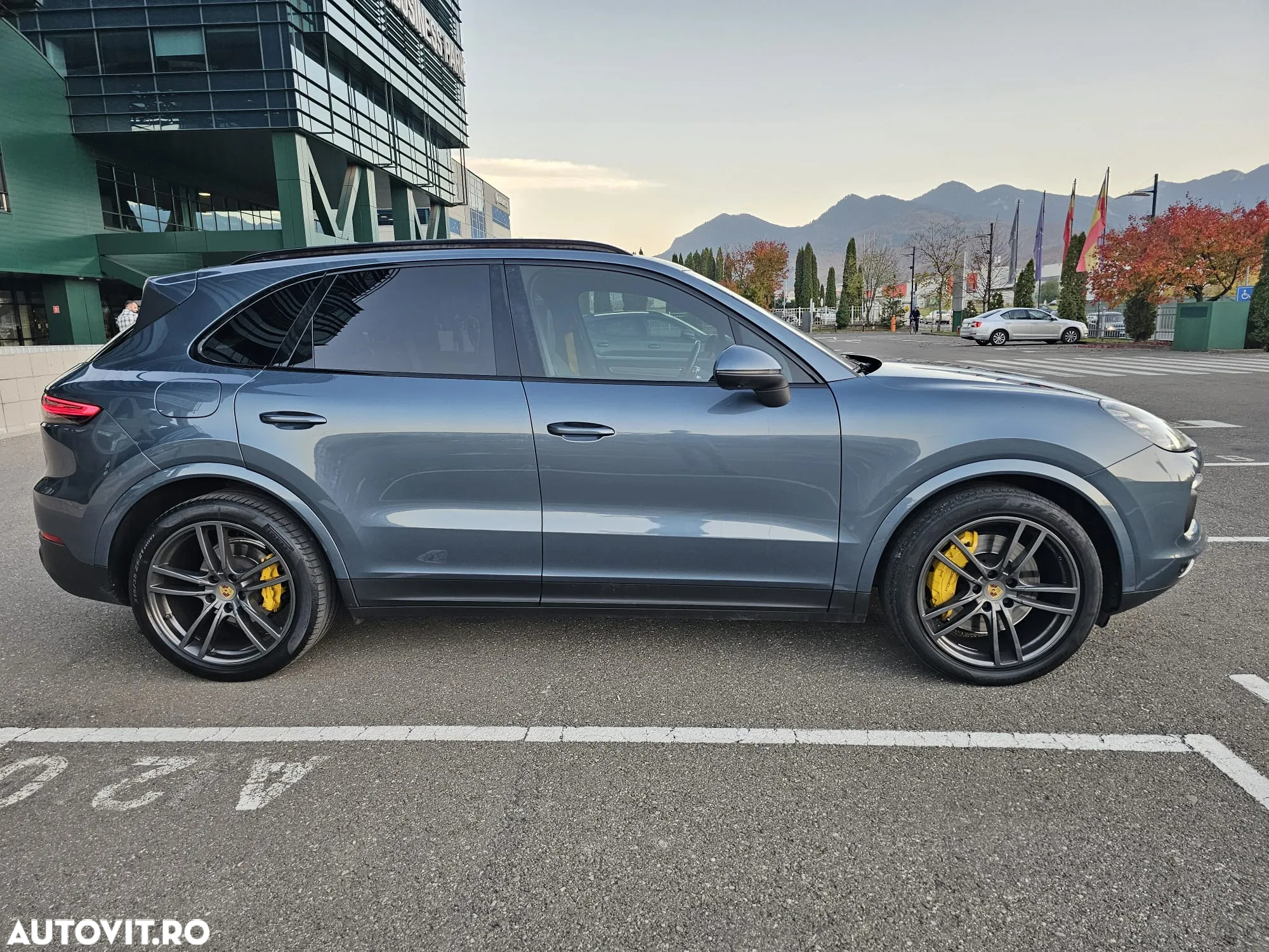 Porsche Cayenne S - 3