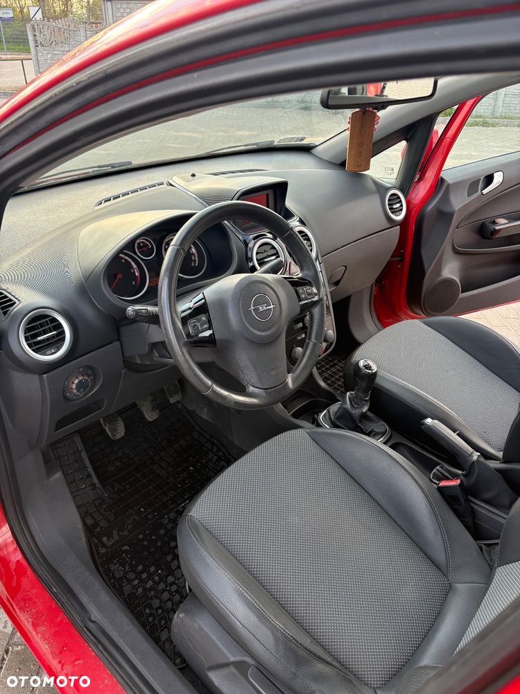 Opel Corsa 1.7 CDTI Cosmo - 13