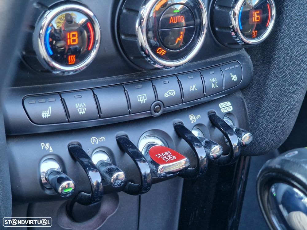 MINI Cabrio John Cooper Works Auto Desportiva - 57