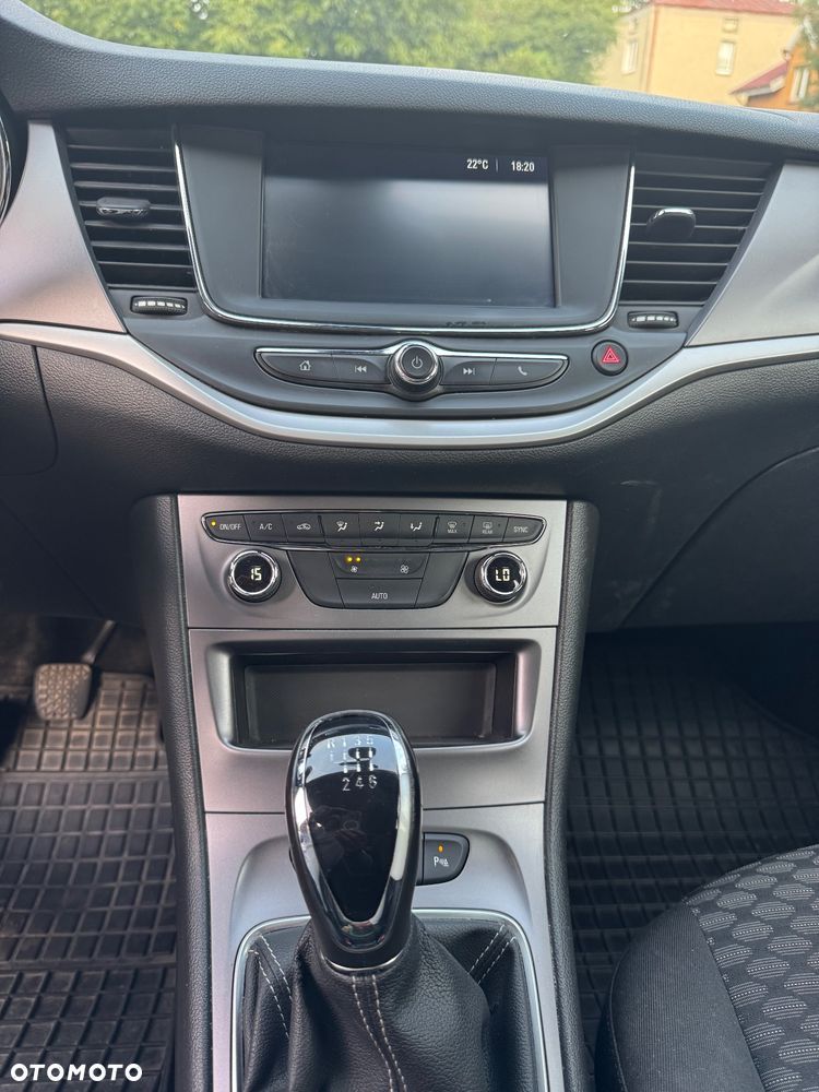 Opel Astra 1.6 CDTI Sport - 10