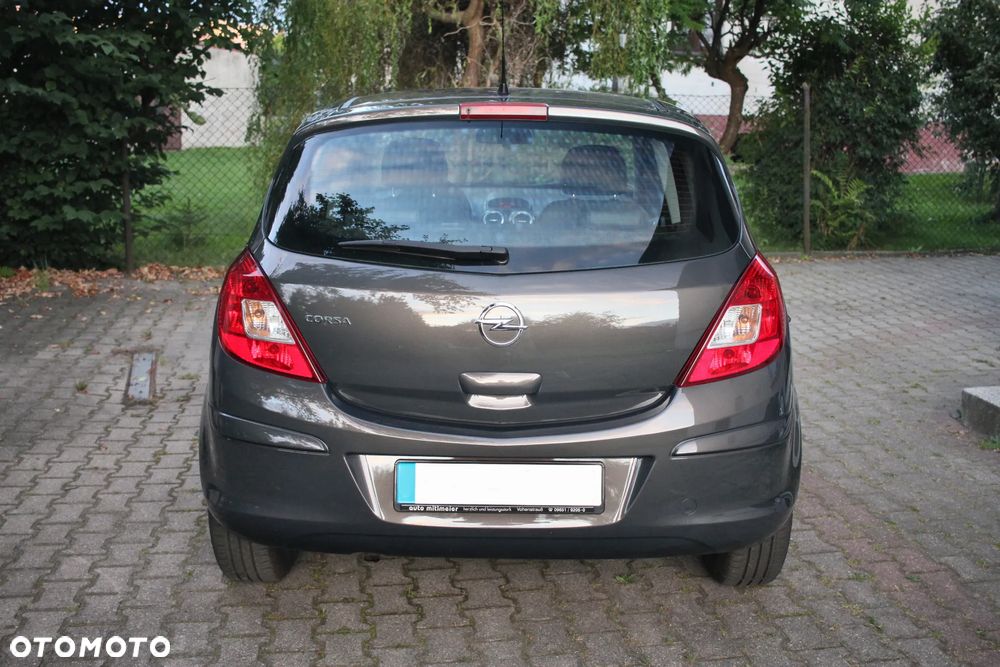 Opel Corsa - 3