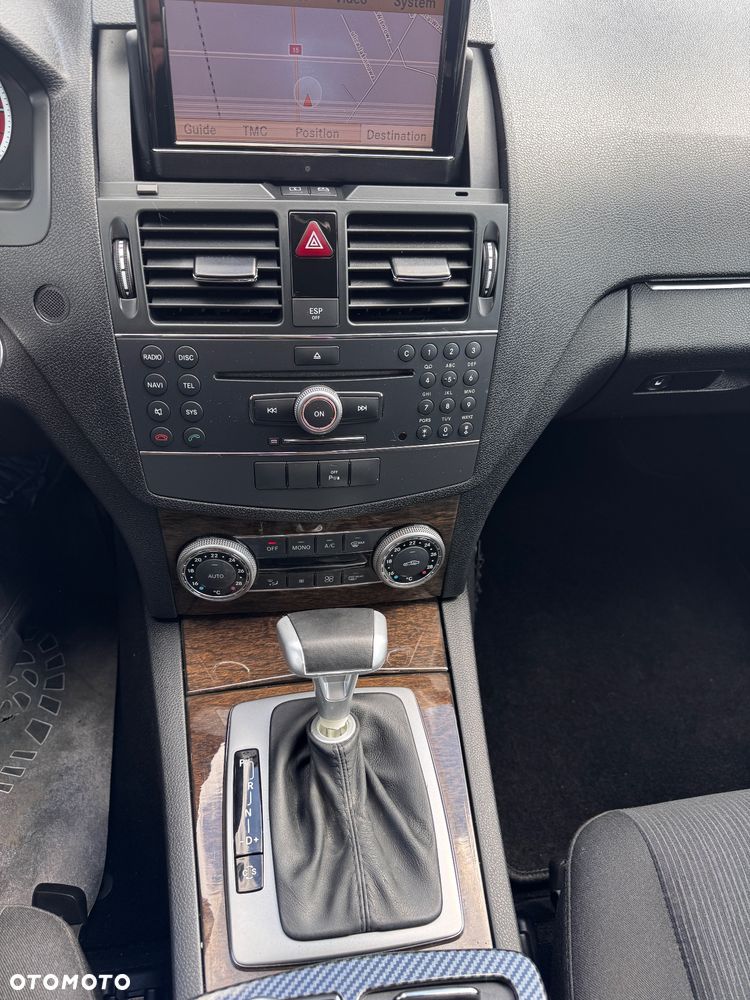 Mercedes-Benz Klasa C 220 CDI DPF Automatik Elegance - 16