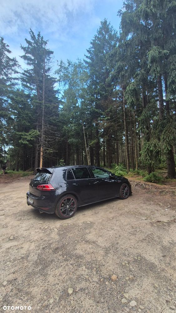 Volkswagen Golf - 13