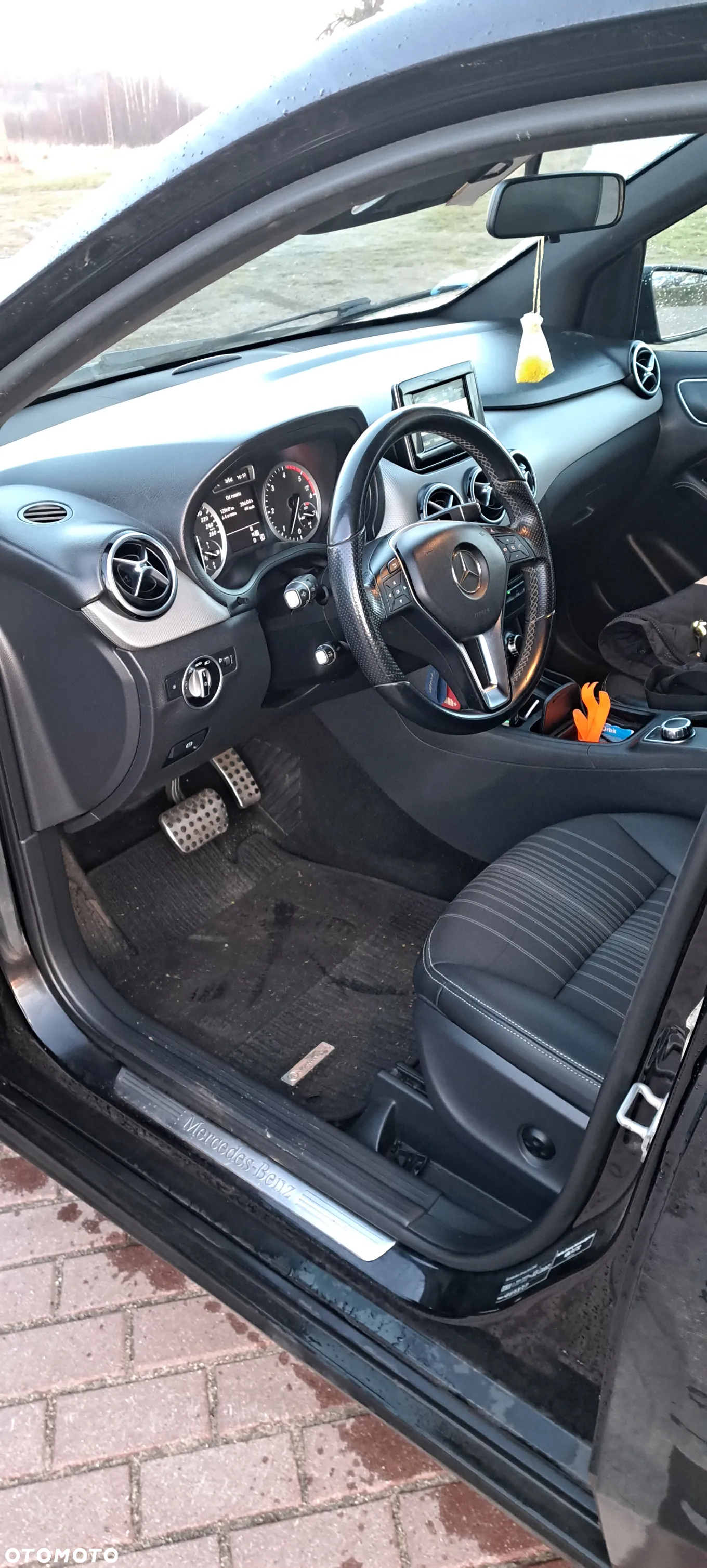 Mercedes-Benz Klasa B 200 CDI (BlueEFFICIENCY) 7G-DCT - 8