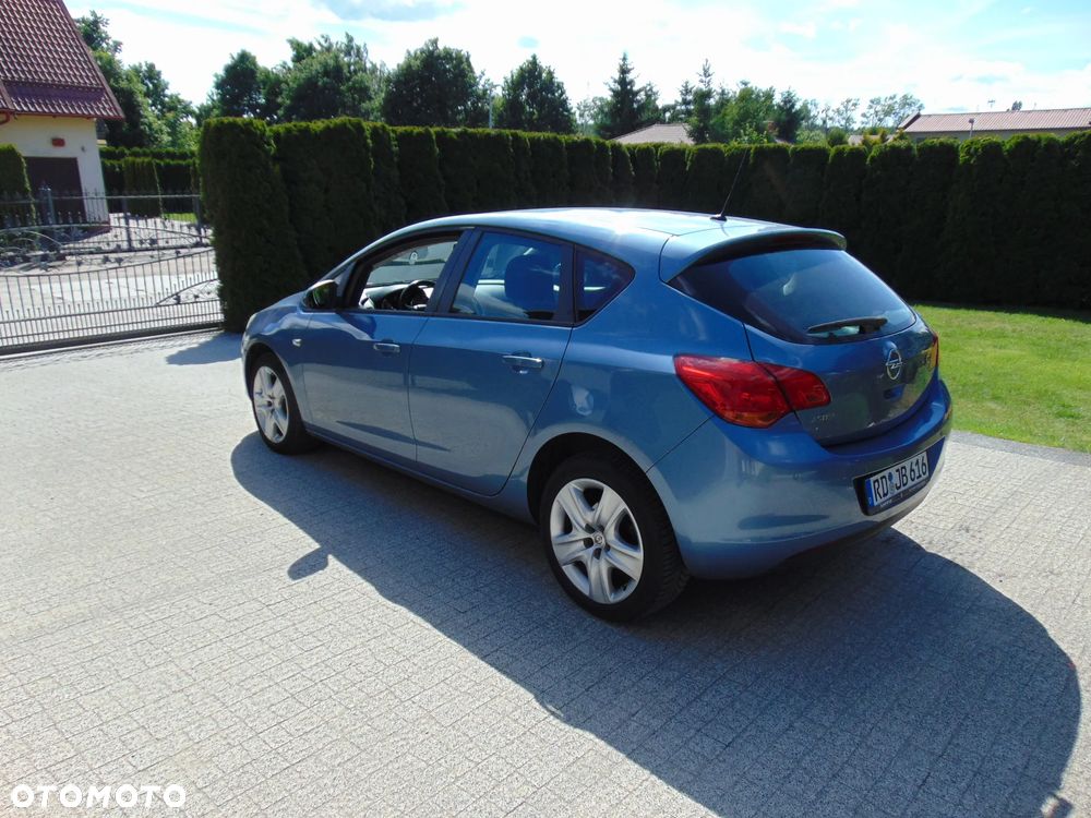 Opel Astra 1.6 Color Edition - 7