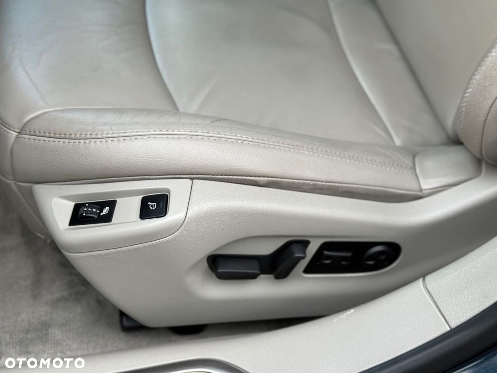 Citroën C5 2.0 HDi Exclusive - 22