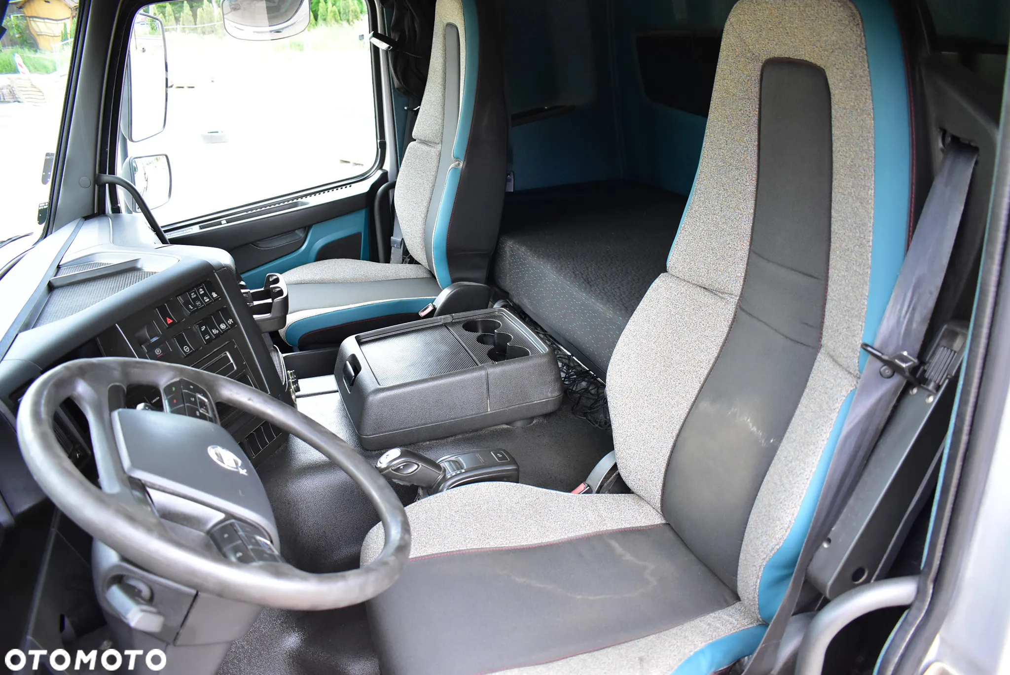 Volvo FMX 460 Euro 6/ Wywrotka 8x4/ Meiller-Kipper 3-Str. /Bordmatic/ 13. Litrowy motor ! Sprowadzony ! Stan idealny ! - 31