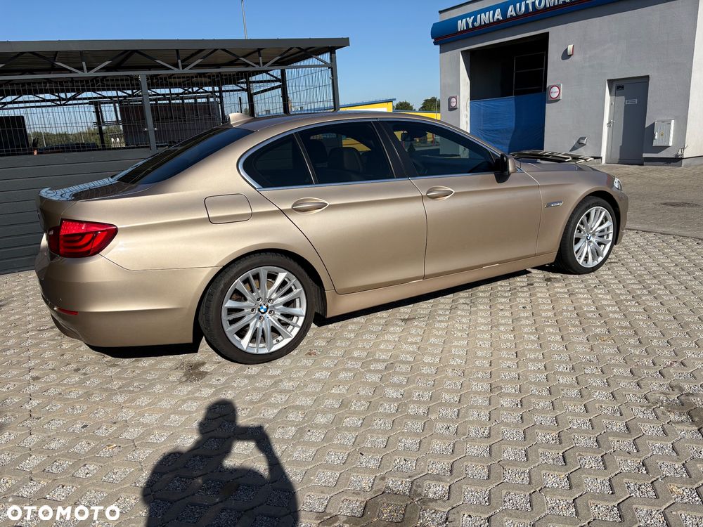 BMW Seria 5 520d - 5