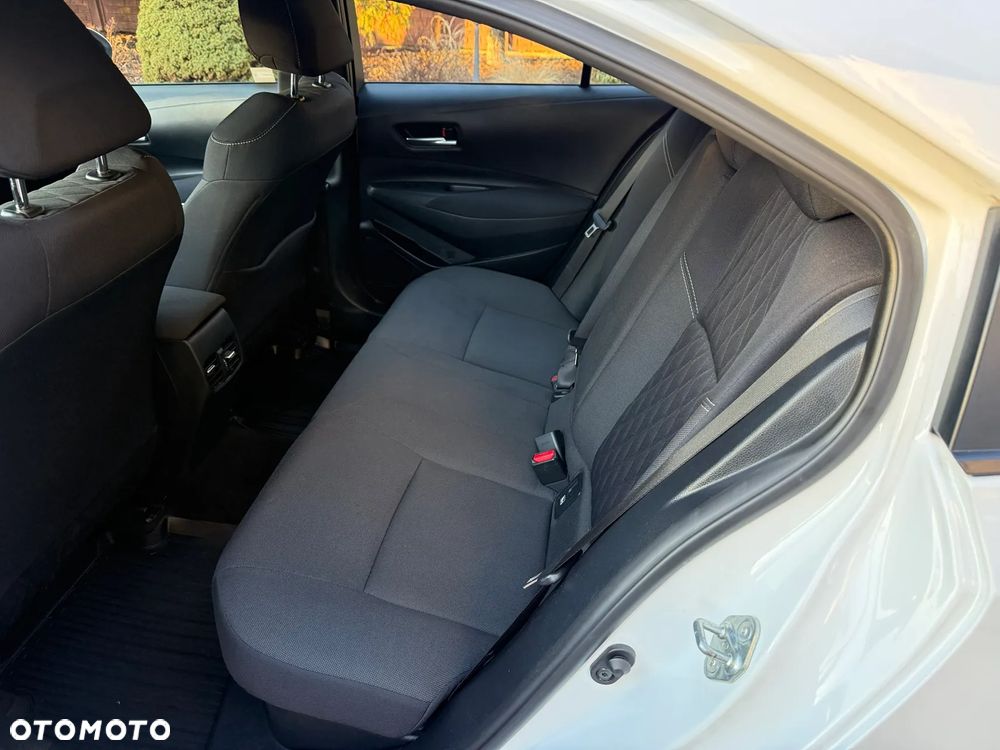 Toyota Corolla 1.8 Hybrid GPF Comfort - 16