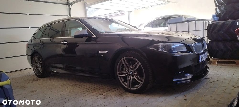 BMW Seria 5 530d xDrive Sport-Aut - 35