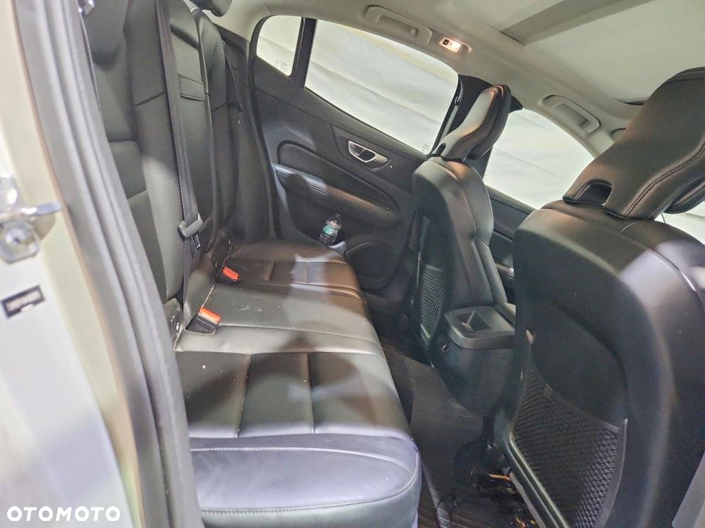 Volvo S60 T5 Geartronic Momentum - 8