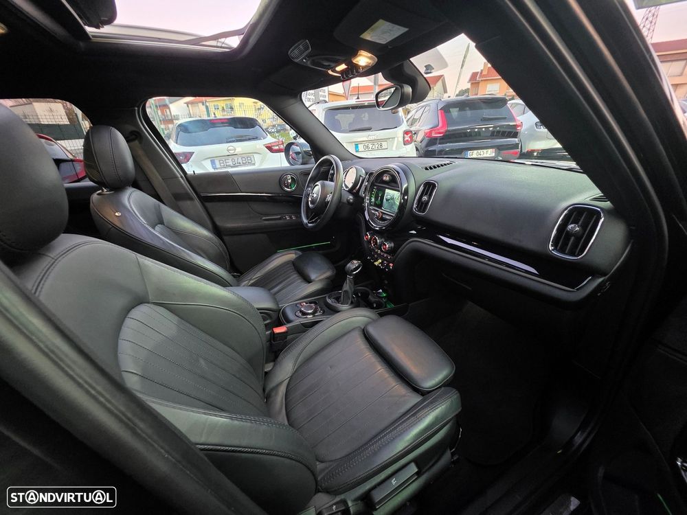 MINI Countryman Cooper SE ALL4 Auto - 19