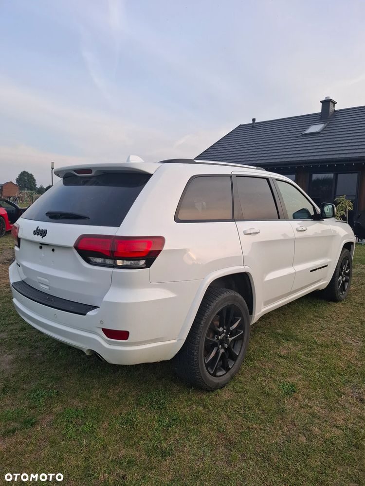 Jeep Grand Cherokee - 5