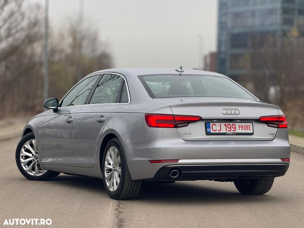 Audi A4 2.0 TDI DPF multitronic S line Sportpaket - 3
