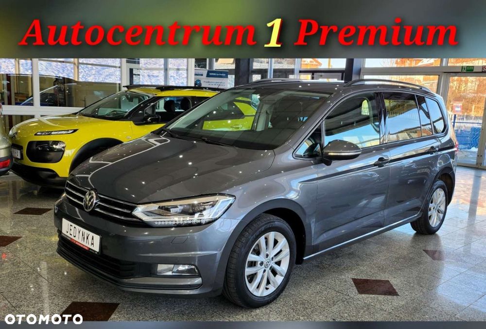 Volkswagen Touran - 1