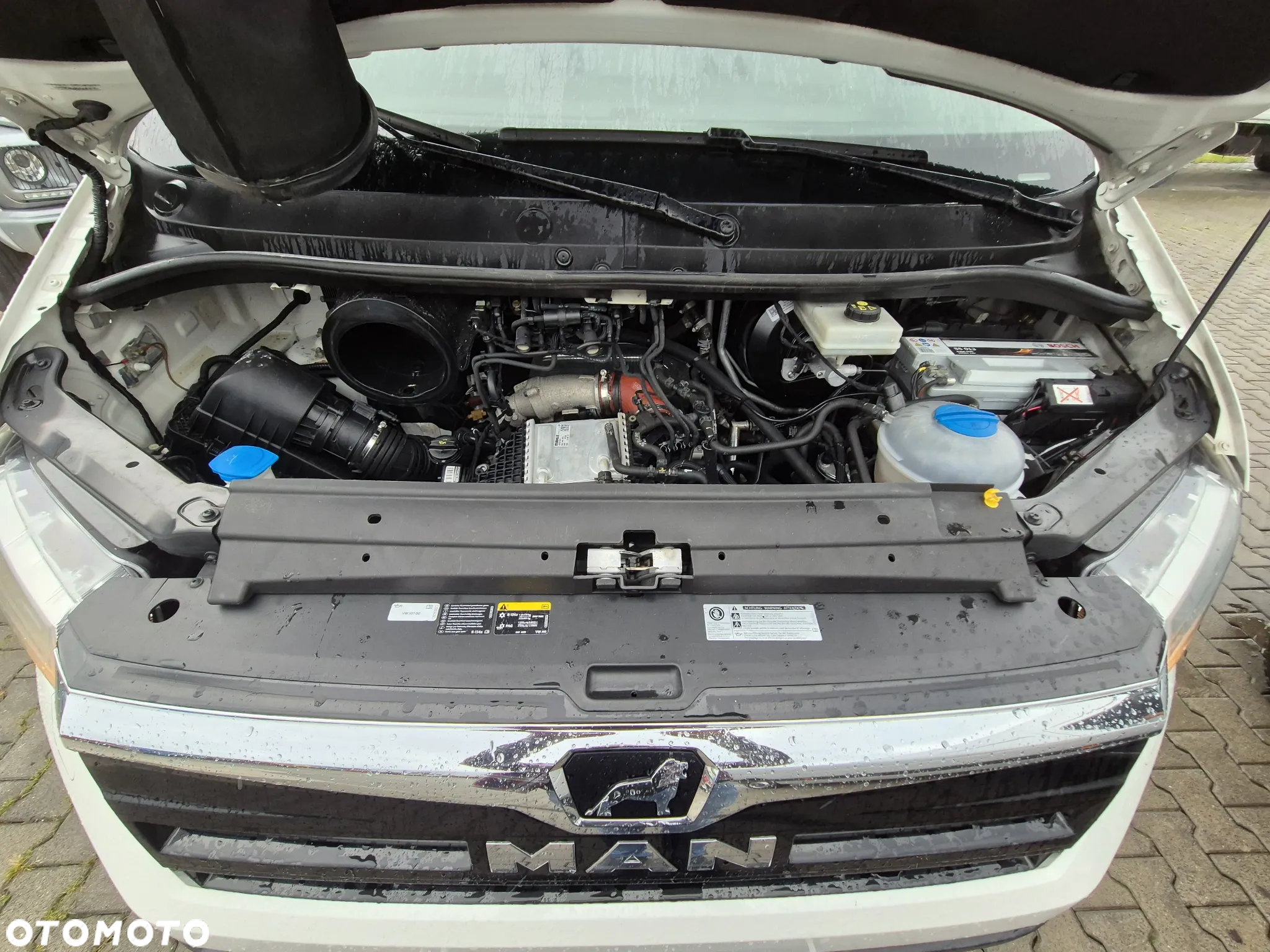 MAN TGE 3.180 DSG 4Motion / 4X4 / CHŁODNIA MITSUBISHI / WINDA ZEPRO 750KG / WEBASTO / BEZWYPADKOWY / 8 EUROPALET / STAN IDEALNY / RZADKOŚĆ NA RYNKU! - 36