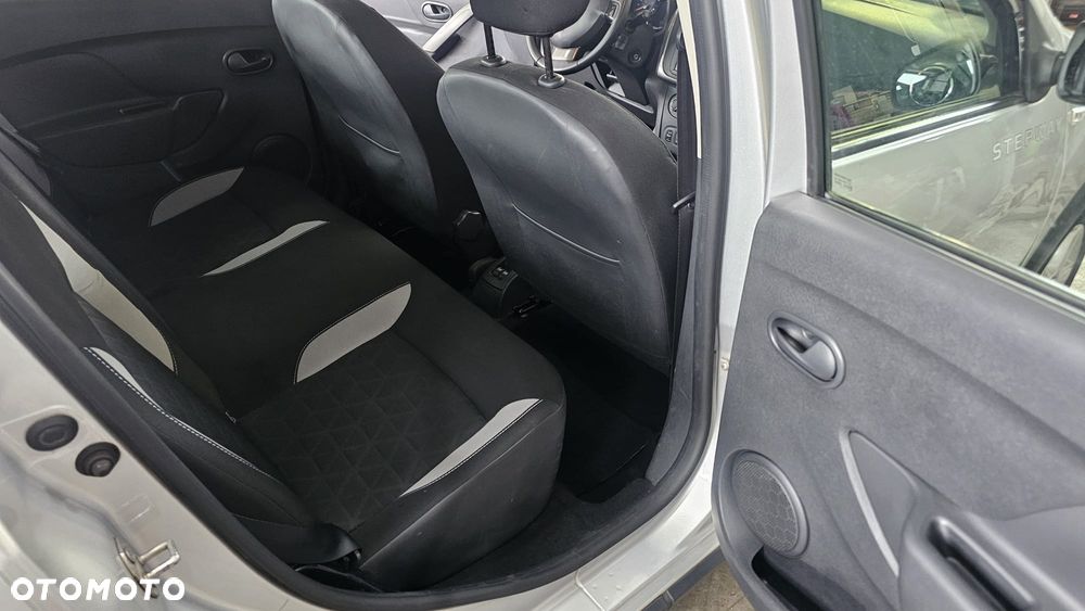Dacia Sandero Stepway TCe 90 (S&S) Celebration - 31