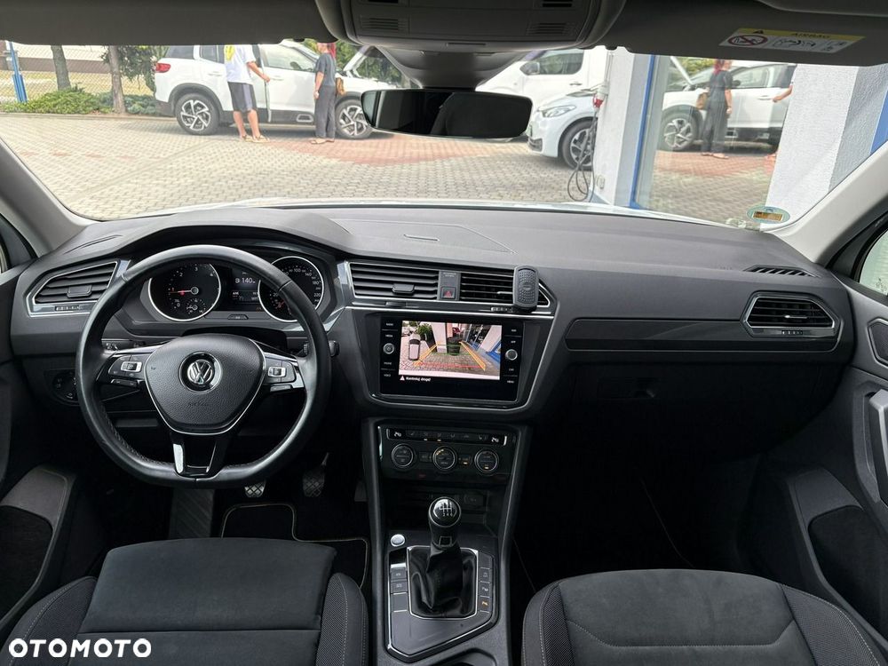 Volkswagen Tiguan - 14